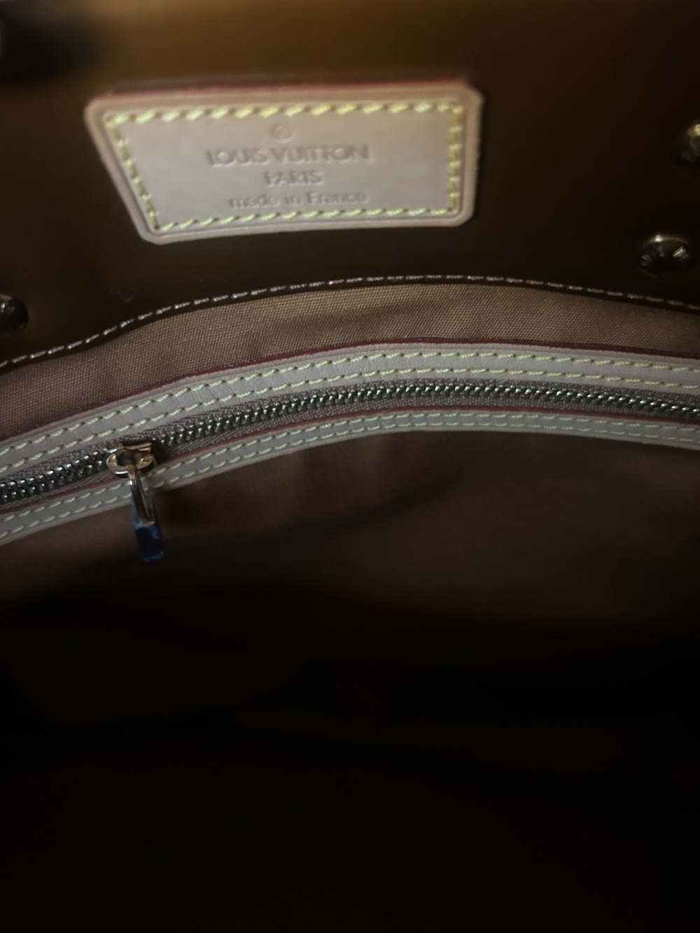 LV Vernice Tote - Picture 2 of 3